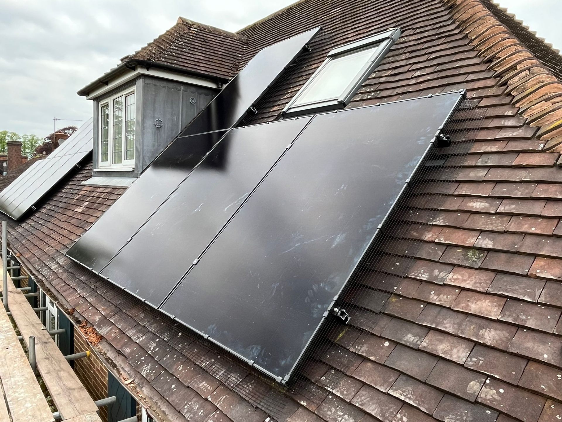Solar panel installation house — Makse Electrical & Renewables project photo