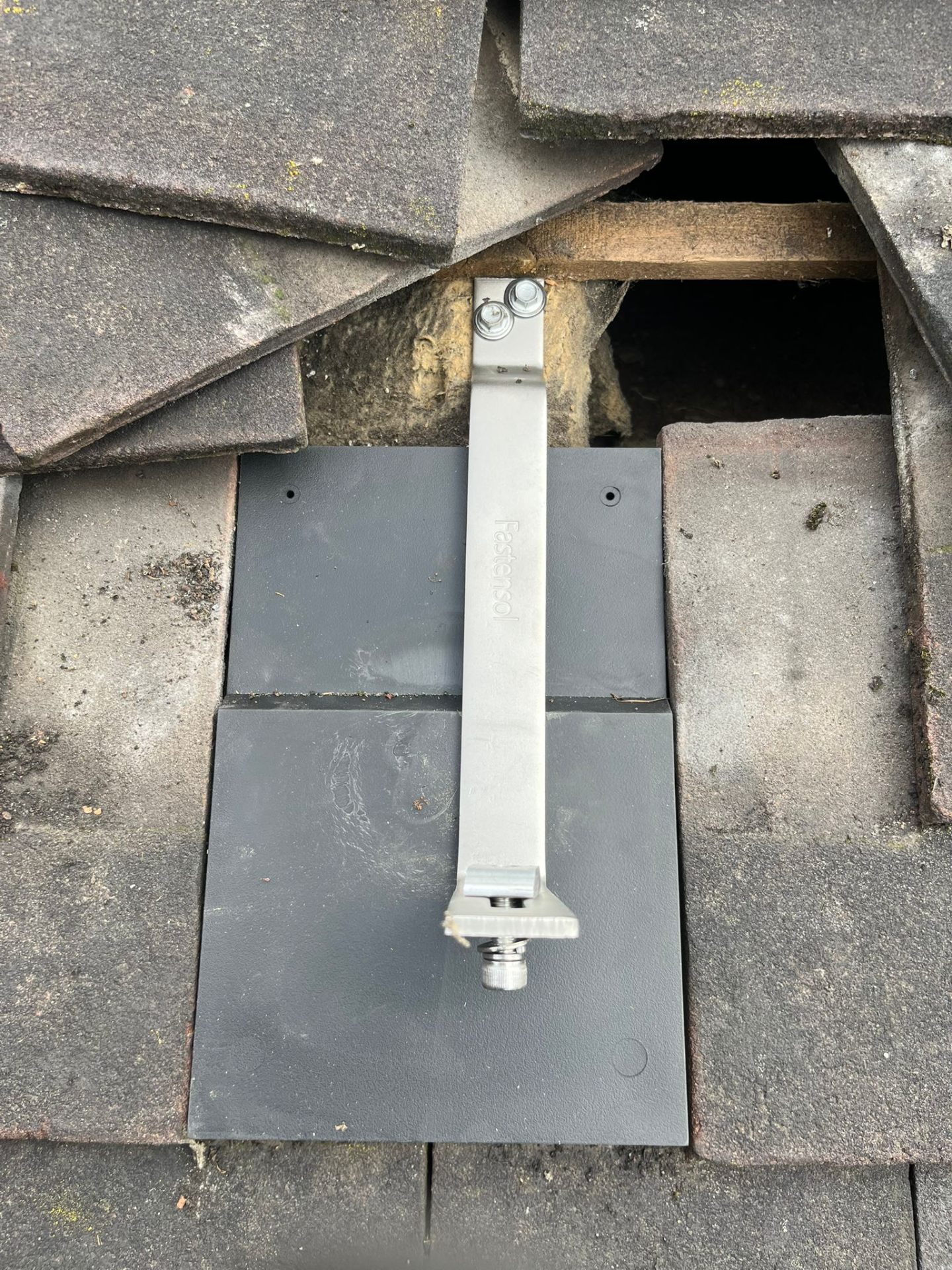 Solar panel mounting installation — Makse Electrical & Renewables project photo