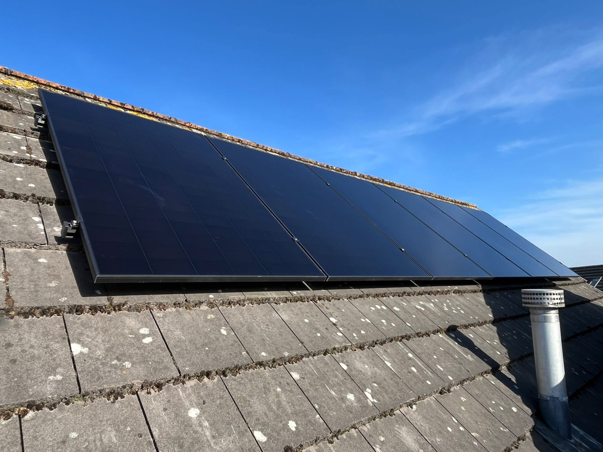 Solar panel installation house — Makse Electrical & Renewables project photo
