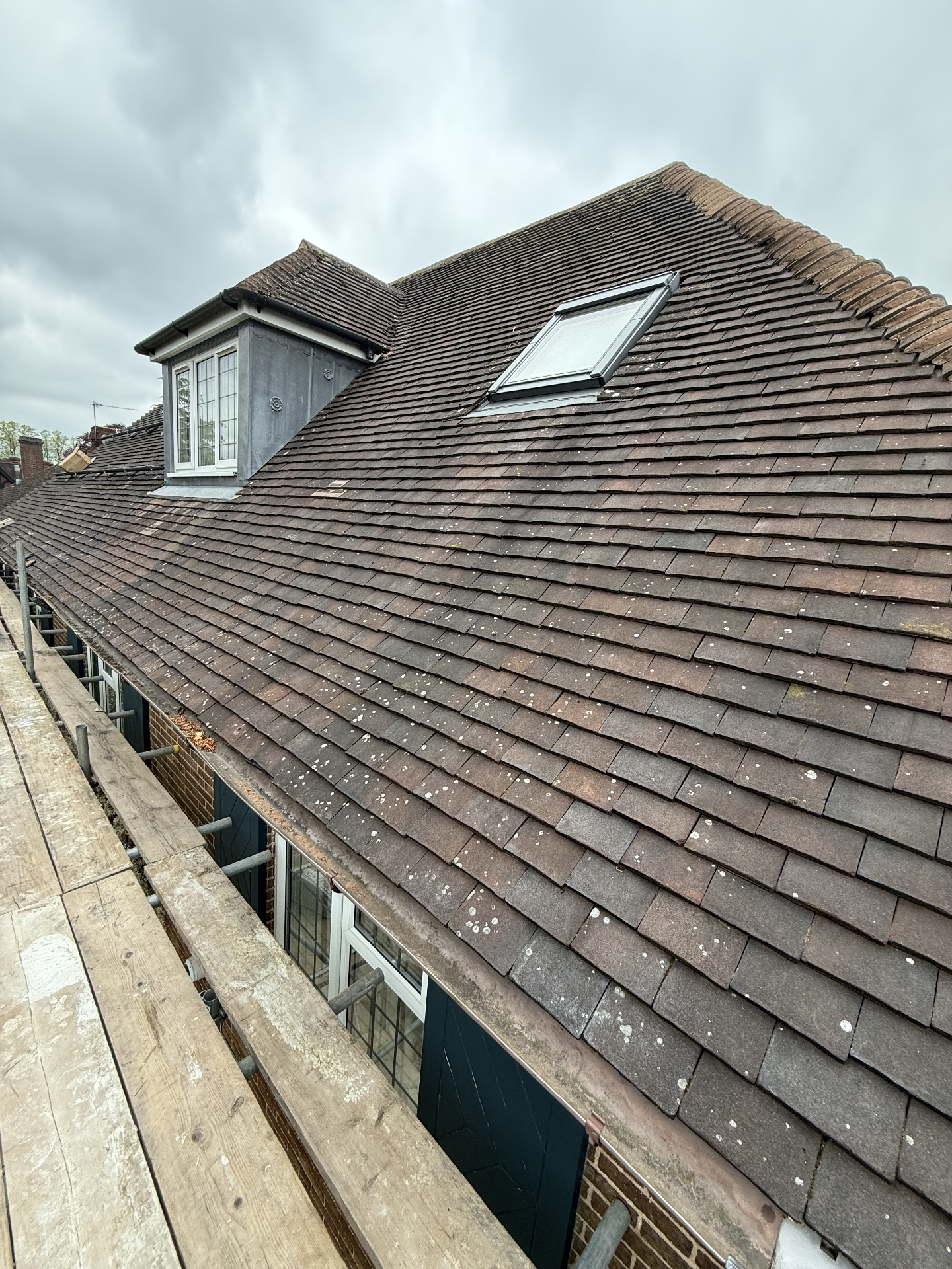 Solar panel installation roof scaffold — Makse Electrical & Renewables project photo