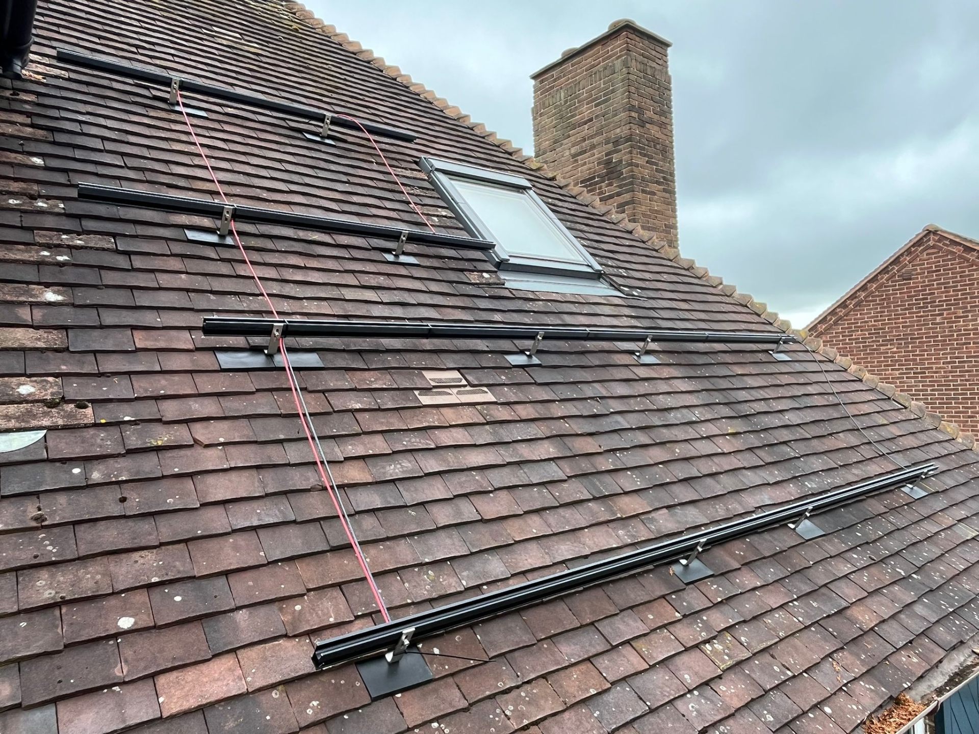 Solar panel mounting installation — Makse Electrical & Renewables project photo