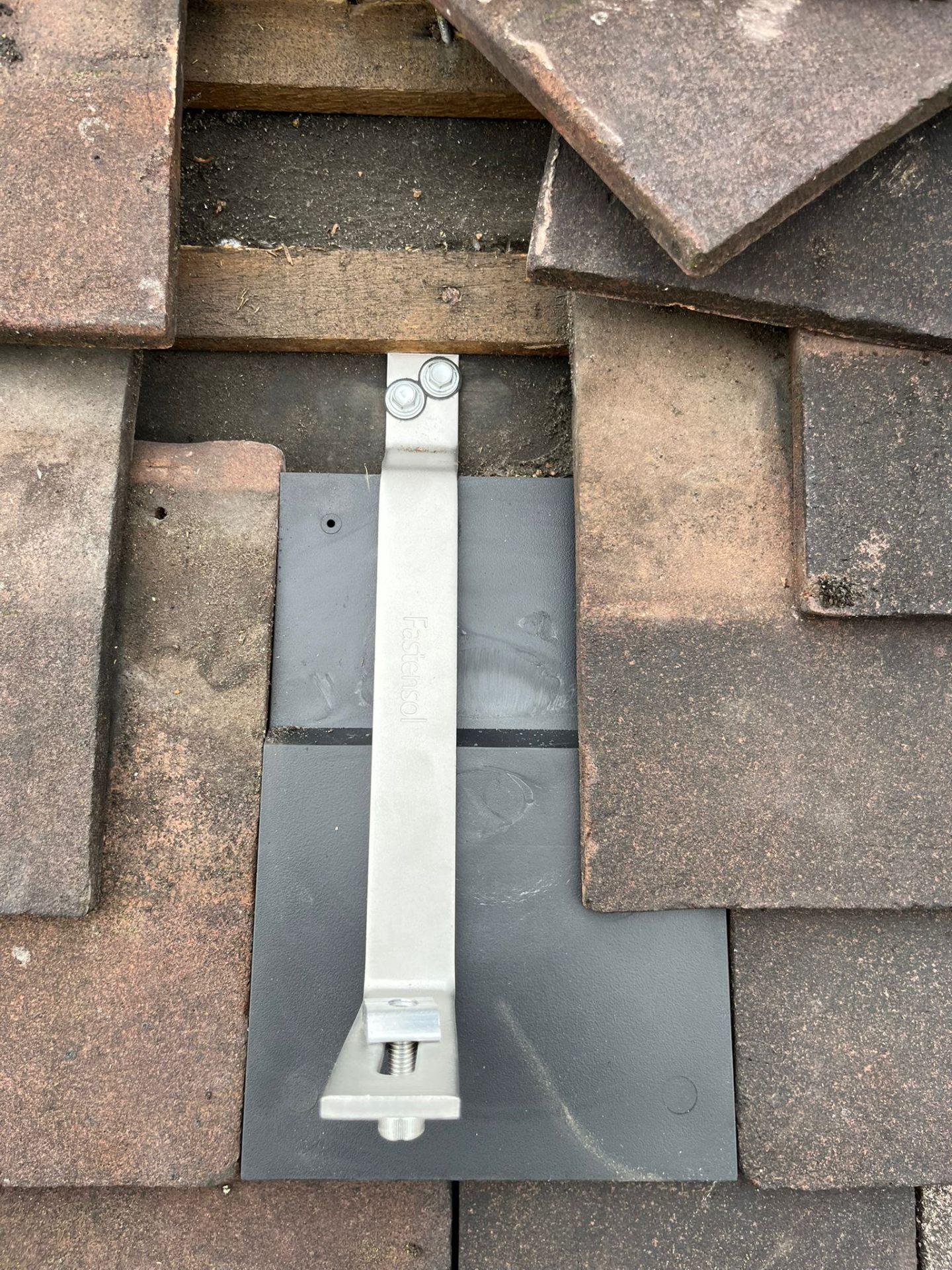 Solar panel mounting installation — Makse Electrical & Renewables project photo