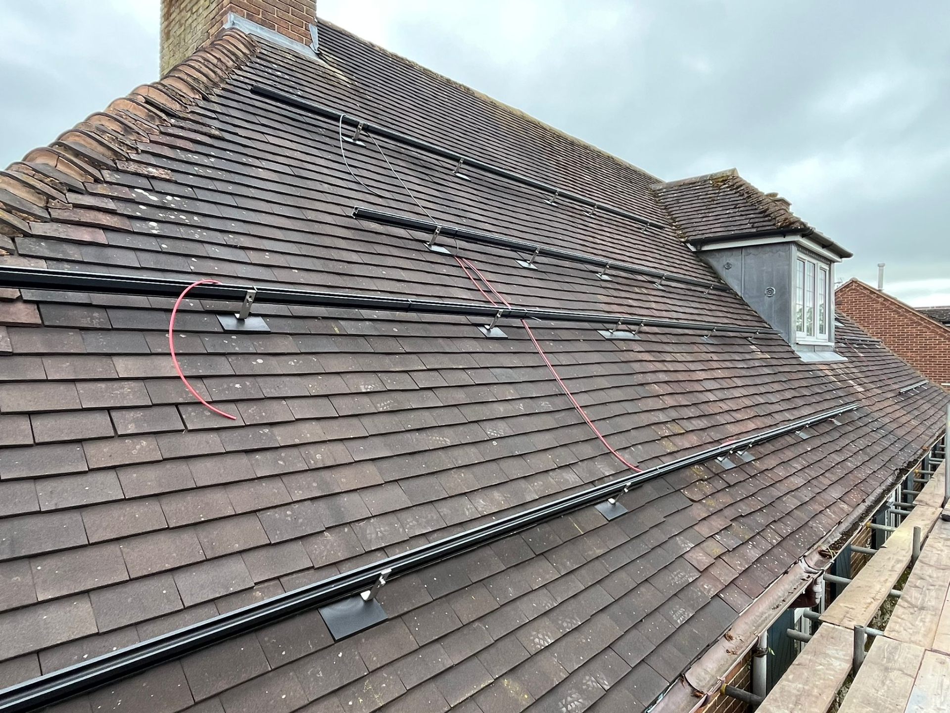 Solar panel installation house — Makse Electrical & Renewables project photo