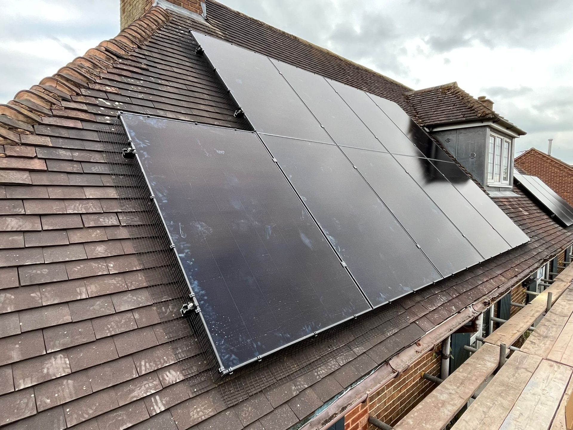Solar panel installation house — Makse Electrical & Renewables project photo